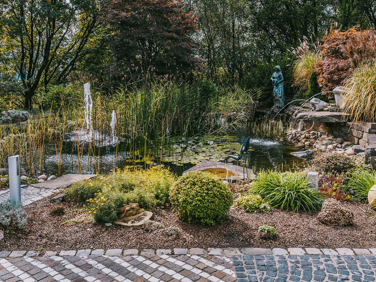 Aufnahme aus der 3.000 qm Ausstellungsfläche von der Firma BGS GmbH.