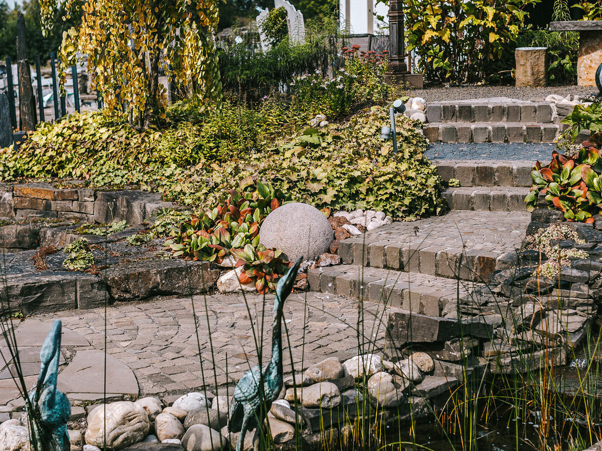 Aufnahme aus der 3.000 qm Ausstellungsfläche von der Firma BGS GmbH.