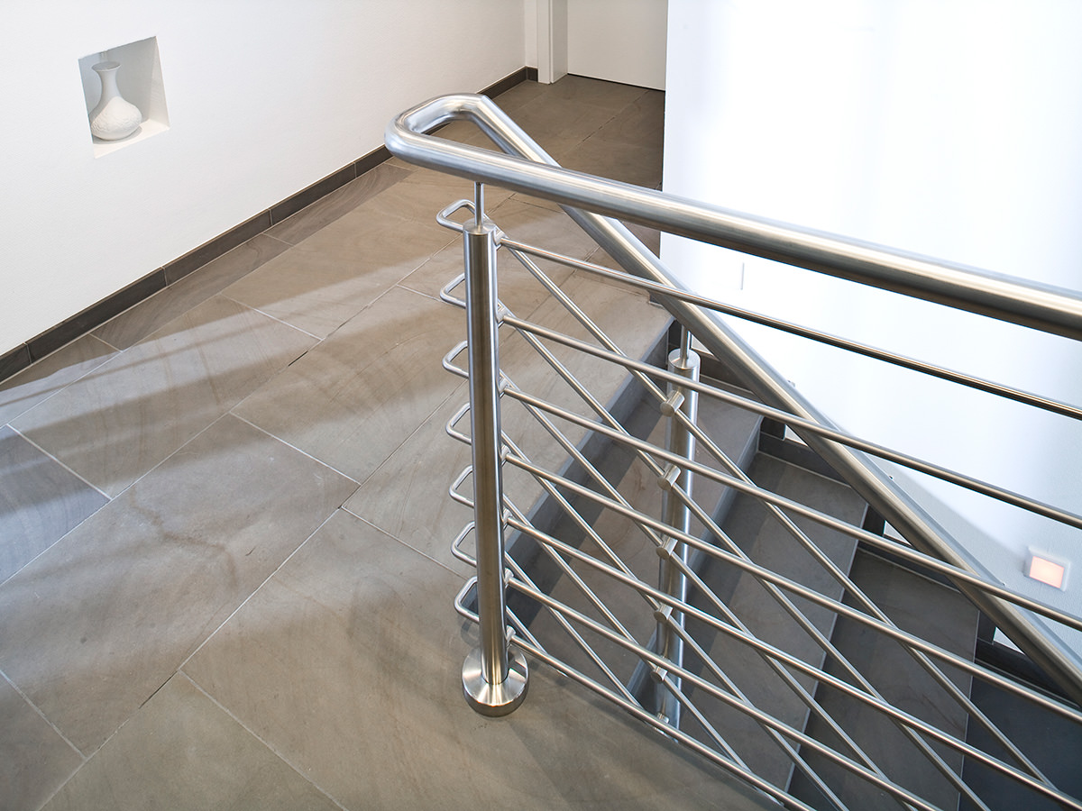 Impressionen von der Bergischen Grauwacke im Innenbereich aus dem BGS GmbH Produktportfolio.BGS GmbH