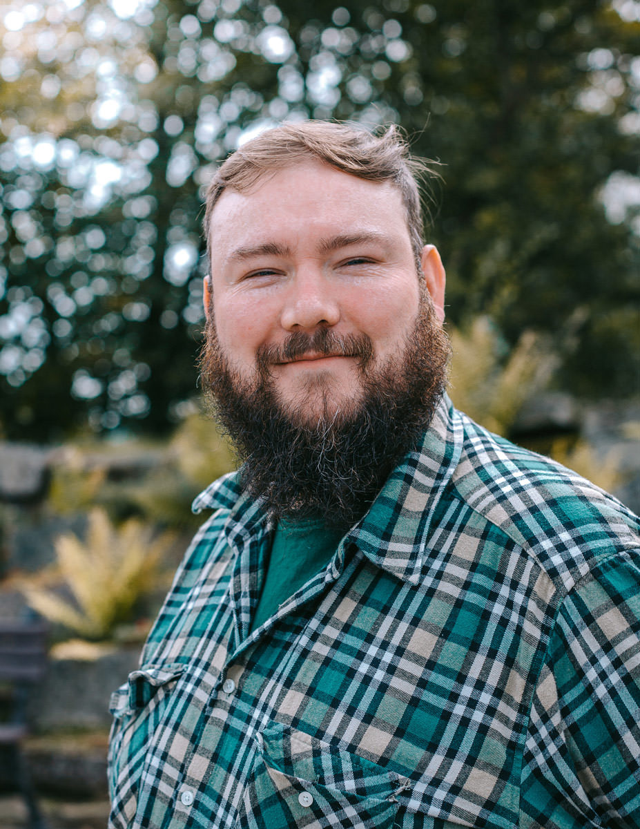 Zu sehen ist der Mitarbeiter Sebastian Lob aus dem Verkauf. BGS GmbH 