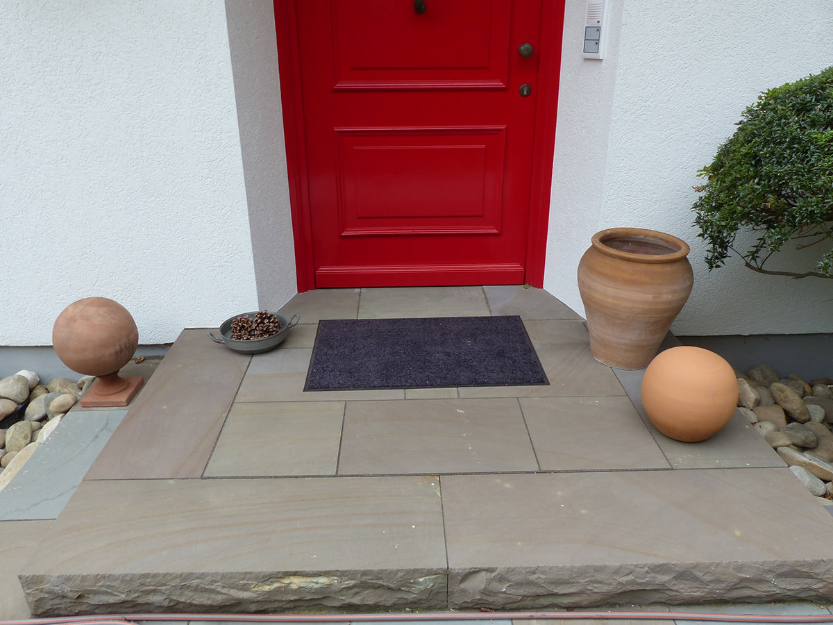 Stufenanlage aus Bergischer Grauwacke - BGS GmbH