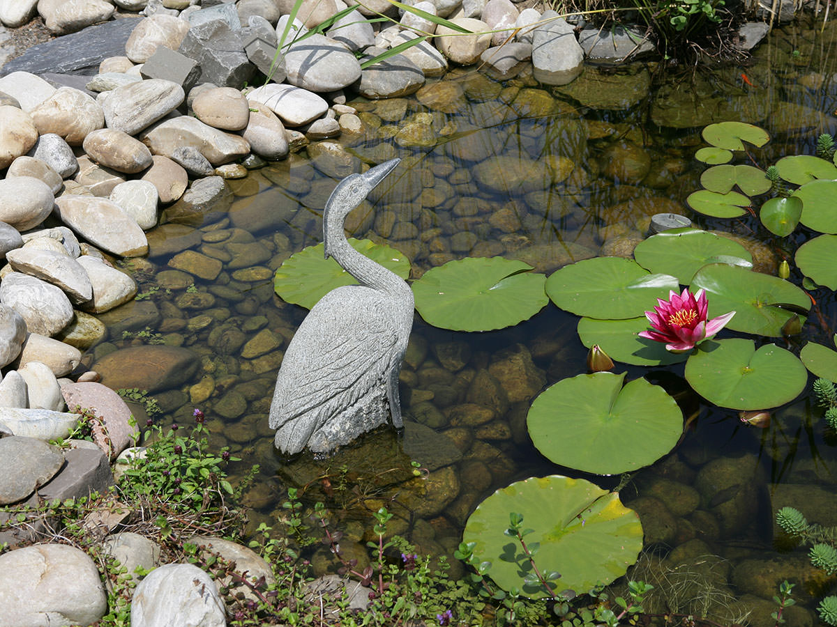 Hochwertiger Wasserbau, gefertigt aus Bergischer Grauwacke - BGS GmbH